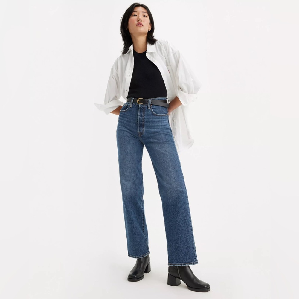 Levi's Ribcage Straight Leg Jeans